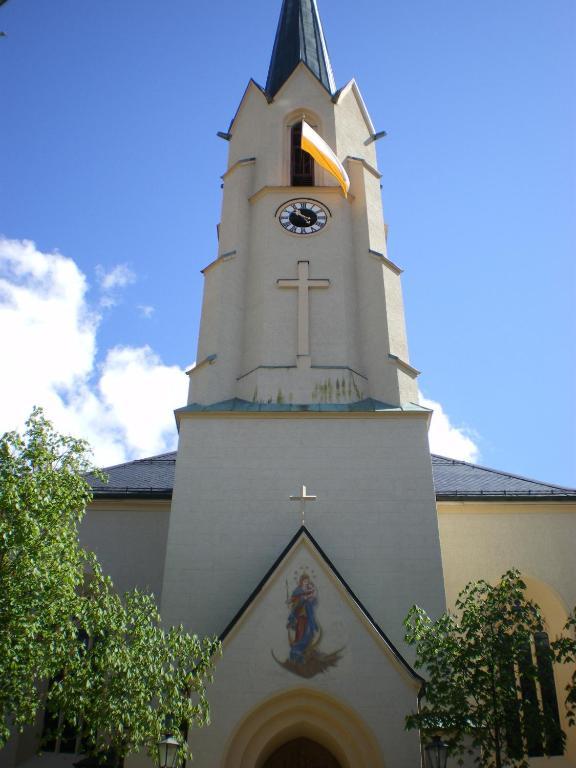 Gasthof Zum Rassen Garmisch-Partenkirchen Exterior photo