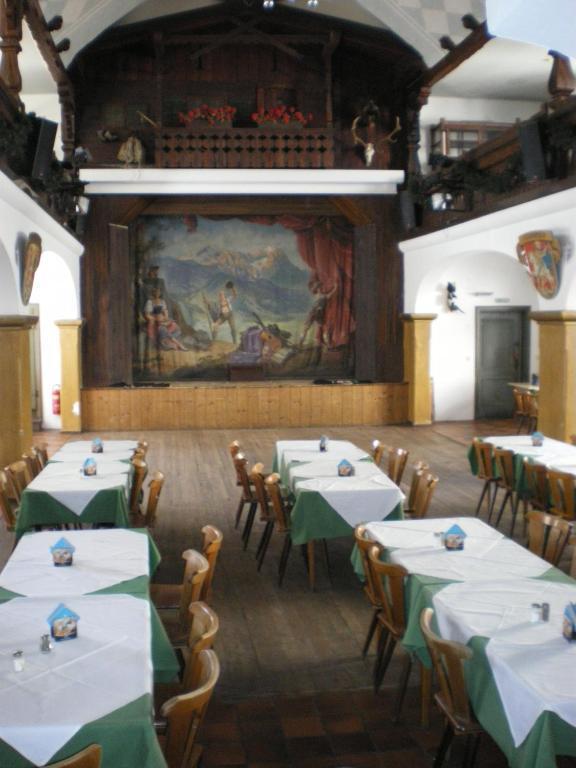 Gasthof Zum Rassen Garmisch-Partenkirchen Exterior photo