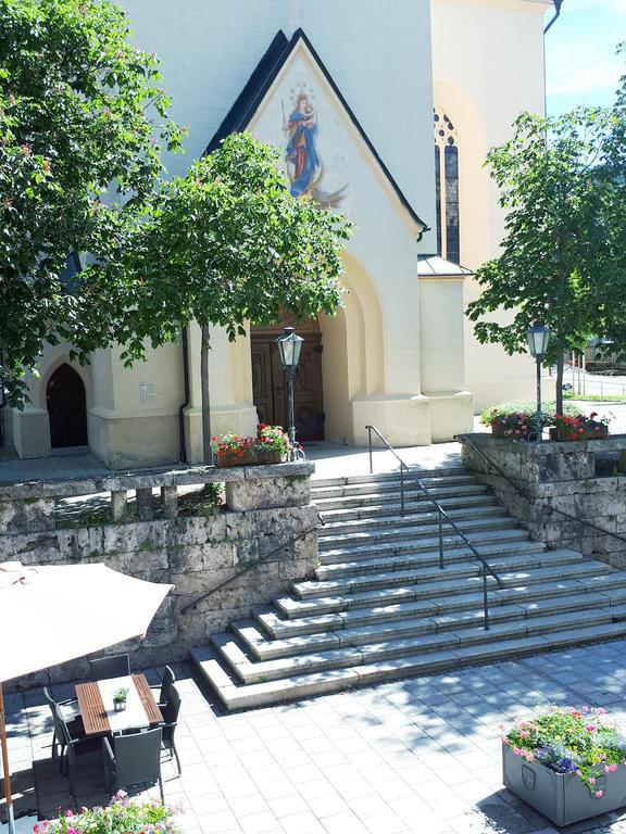 Gasthof Zum Rassen Garmisch-Partenkirchen Exterior photo