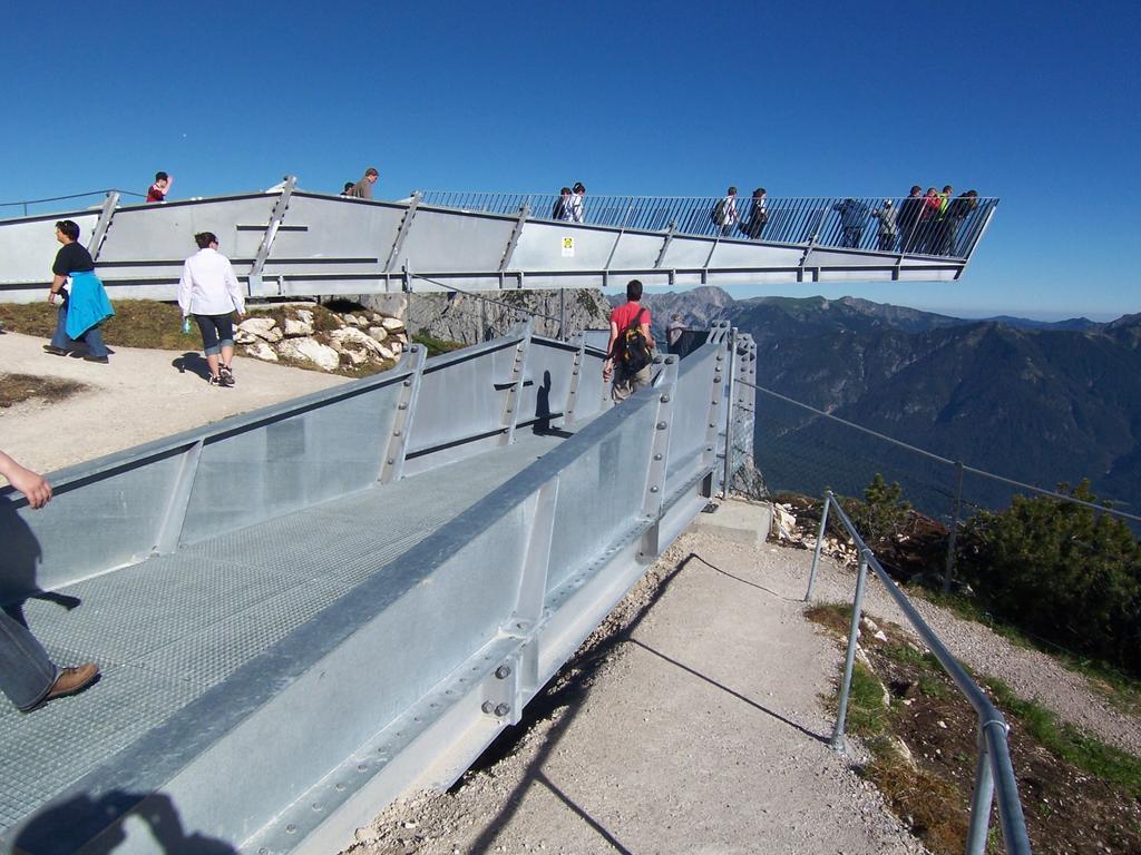 Gasthof Zum Rassen Garmisch-Partenkirchen Exterior photo