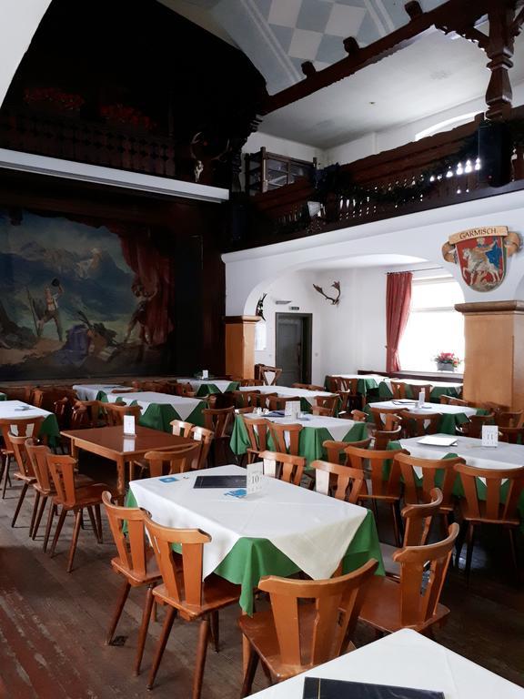 Gasthof Zum Rassen Garmisch-Partenkirchen Exterior photo