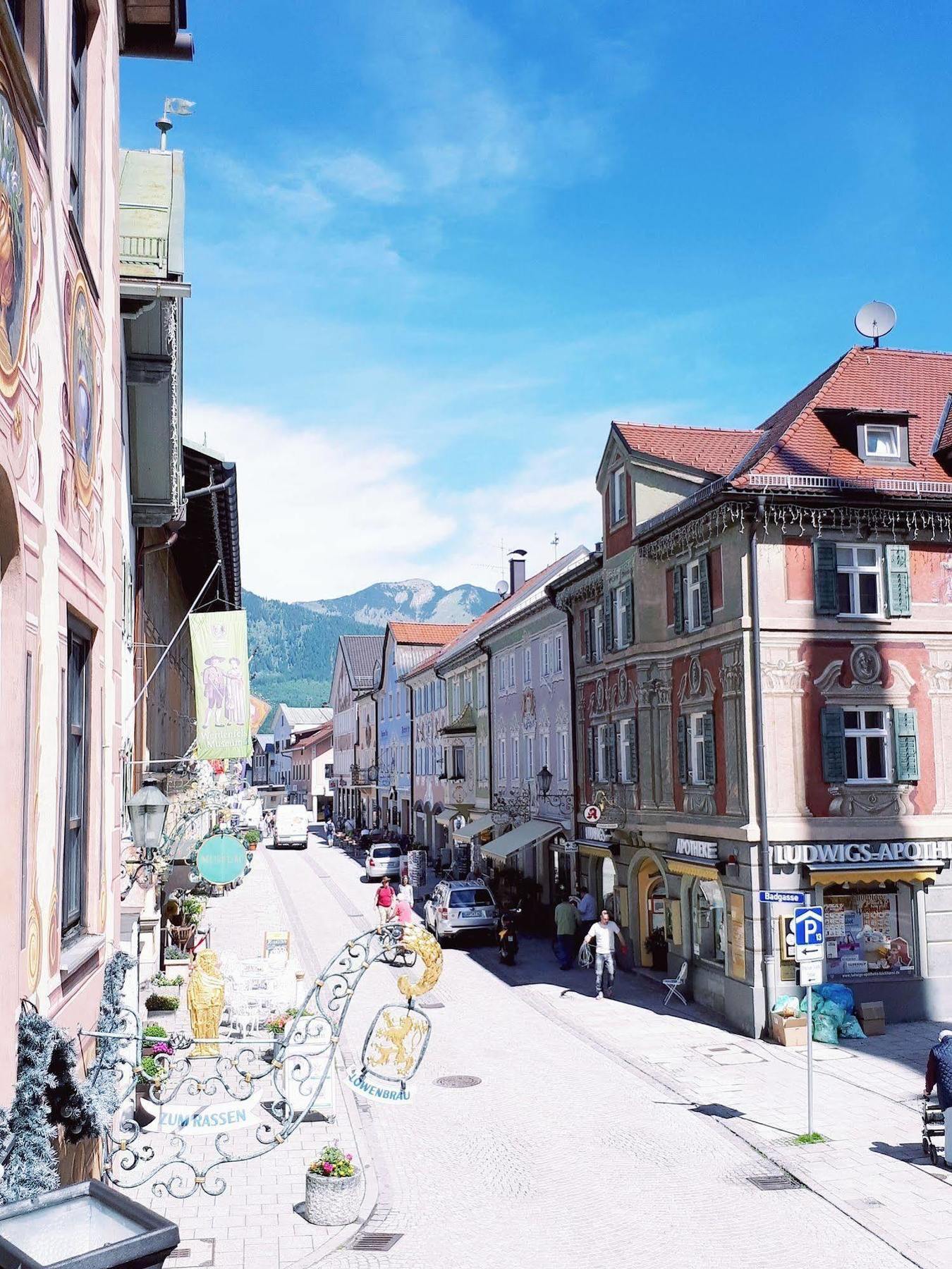 Gasthof Zum Rassen Garmisch-Partenkirchen Exterior photo